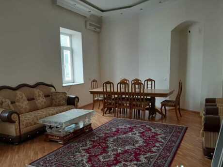 Elan №6144814 - Bakı, Sahil m., 3 otaqlı, 120 m², 3/3 mərtəbə