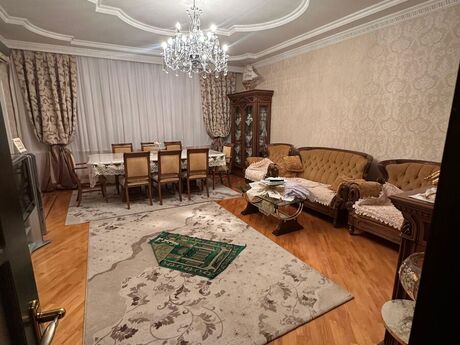 Elan №6144986 - Bakı, 8-ci mikrorayon q., 3 otaqlı, 130 m², 11/15 mərtəbə