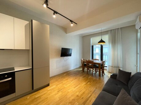 Elan №6144948 - Bakı, 28 May m., 3 otaqlı, 72 m², 8/23 mərtəbə