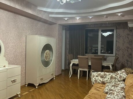 Elan №6145135 - Bakı, Əhmədli m., 2 otaqlı, 80 m², 11/16 mərtəbə