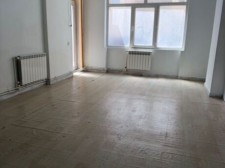 Elan №6145343 - Bakı, Elmlər Akademiyası m., 150 m²