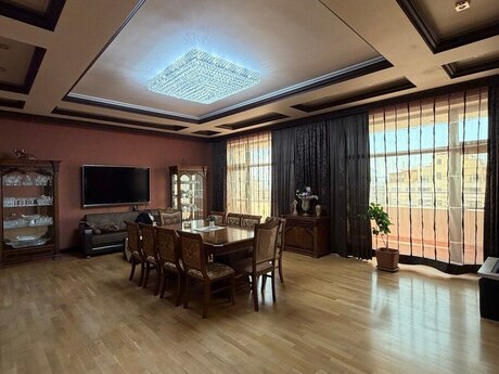 3 otaqlı mənzil, 190 m², 28 May: 540 000 ₼ 3