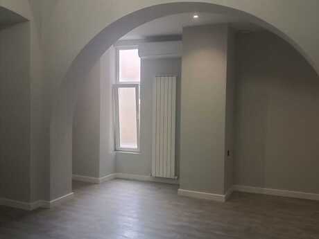 Объявление №6145452 - Баку, м. Ичеришехер, 2-комн., 60 м², 2/4 этаж