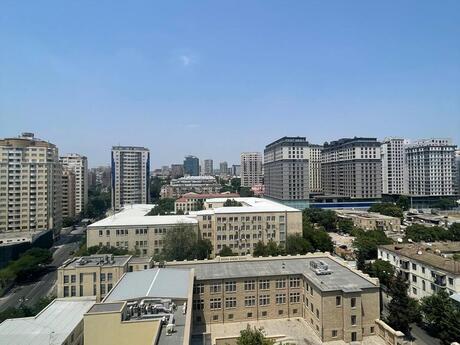 4-room new-build apartment for sale in 28 May, 200 m², 537 000 AZN, photo 3 / 12