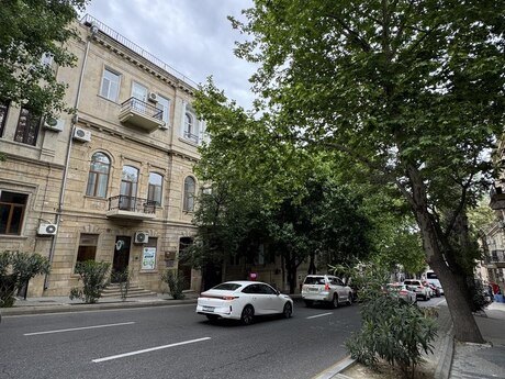 Elan №6145559 - Bakı, İçəri Şəhər m., 5 otaqlı, 250 m², 3/3 mərtəbə