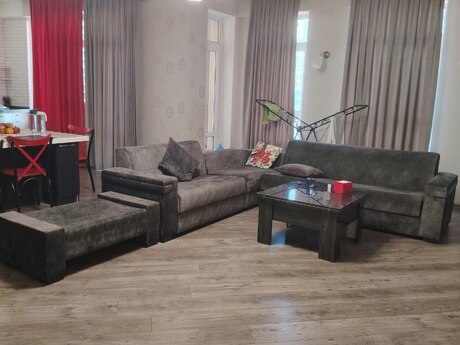 Elan №6145465 - Bakı, 8 Noyabr m., 3 otaqlı, 153 m², 8/17 mərtəbə