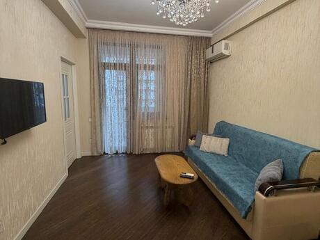 Elan №6145671 - Bakı, 28 May m., 3 otaqlı, 60 m², 6/16 mərtəbə