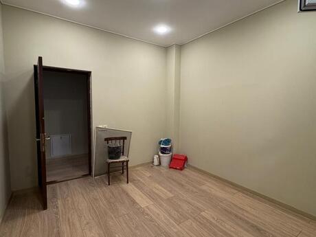 2-room old-build apartment for sale in Bakıxanov, 60 m², 115 000 AZN, photo 2 / 6