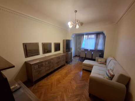Объявление №6145775 - Баку, м. Низами, 3-комн., 75 м², 2/5 этаж