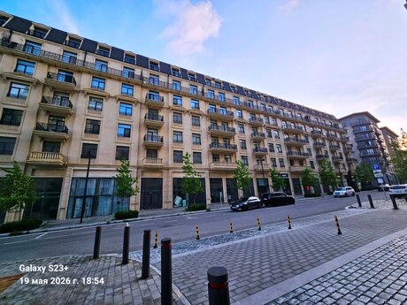 Объявление №6145858 - Баку, пос. Аг шехер, 4-комн., 157 м², 4/7 этаж