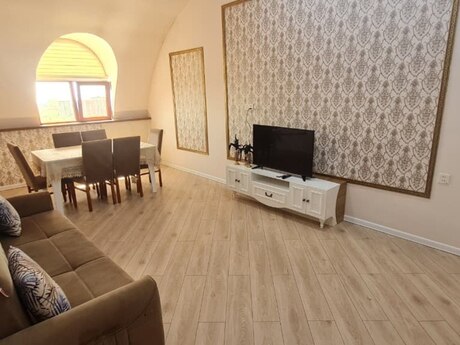 Elan №6145895 - Bakı, Nəriman Nərimanov m., 3 otaqlı, 99 m², 17/18 mərtəbə
