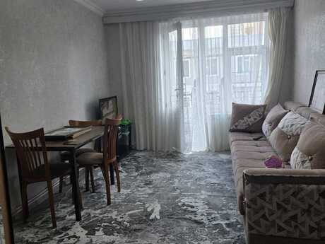 Объявление №6146196 - Баку, м. 28 мая, 2-комн., 60 м², 5/5 этаж
