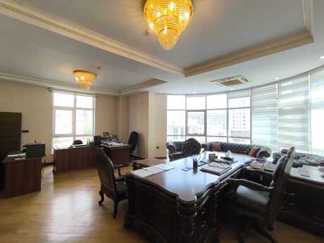 5 otaqlı ofis - Şah İsmayıl Xətai m. - 180 m²