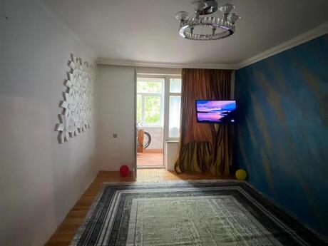Elan №6146248 - Bakı, Nərimanov r., 3 otaqlı, 75 m², 2/5 mərtəbə