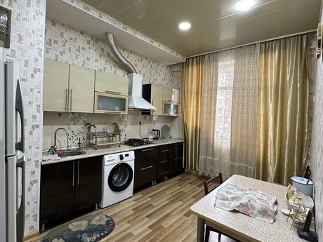 1 otaqlı yeni tikili - İnşaatçılar m. - 50 m²
