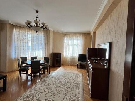 Elan №6146414 - Bakı, Elmlər Akademiyası m., 3 otaqlı, 150 m², 13/20 mərtəbə