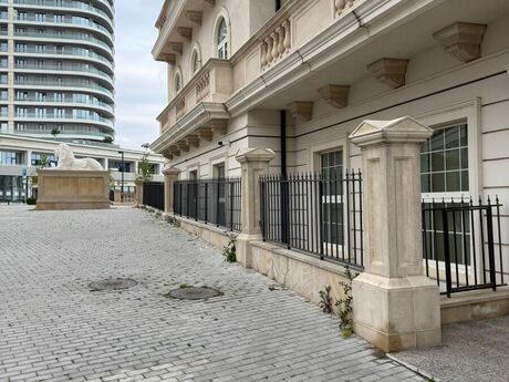 1 otaqlı ofis - Ağ şəhər q. - 60 m²