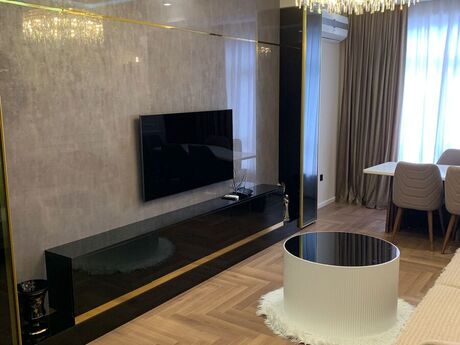 Elan №6146674 - Bakı, Azadlıq Prospekti m., 2 otaqlı, 70 m², 17/19 mərtəbə
