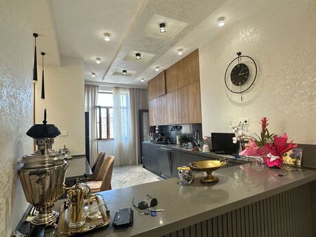 Elan №6146663 - Bakı, Əhmədli m., 3 otaqlı, 153 m², 7/16 mərtəbə