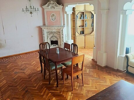 Elan №6146796 - Bakı, Elmlər Akademiyası m., 3 otaqlı, 125 m², 9/9 mərtəbə