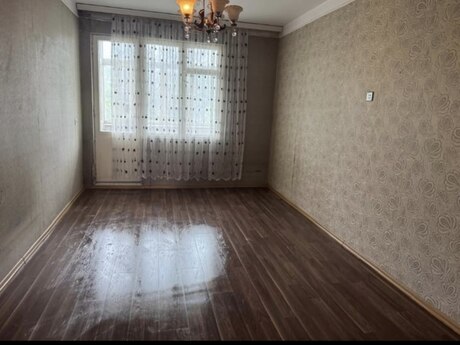 Elan №6146808 - Bakı, 3-cü mikrorayon q., 2 otaqlı, 50 m², 3/5 mərtəbə