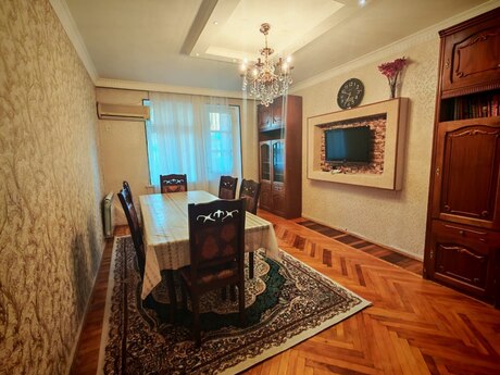 Elan №6146839 - Bakı, İnşaatçılar m., 3 otaqlı, 70 m², 2/5 mərtəbə