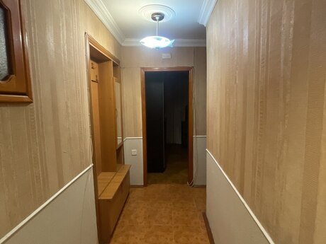 1-room old-build apartment for rent in Neftçilər, 31 m², 450 AZN/mo, photo 2 / 8