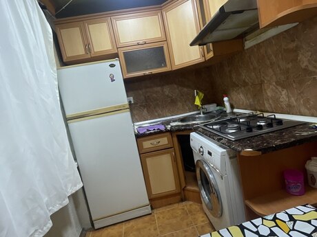 1-room old-build apartment for rent in Neftçilər, 31 m², 450 AZN/mo, photo 4 / 8