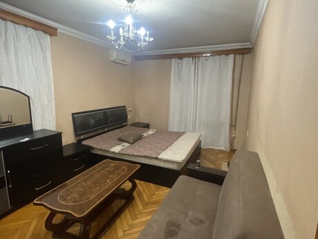 1-room old-build apartment for rent in Neftçilər, 31 m², 450 AZN/mo, photo 5 / 8