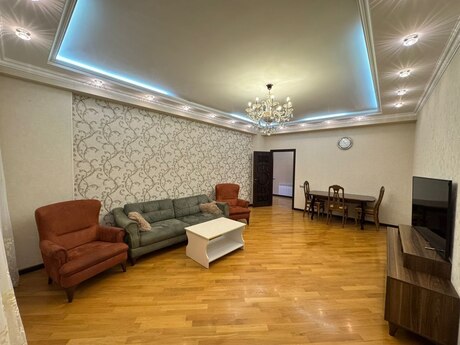 Elan №6144182 - Bakı, Memar Əcəmi m., 3 otaqlı, 120 m², 15/17 mərtəbə