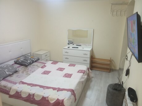 Аренда: 1-комнатная квартира, 39 м², Sahil: 39 ₼/мес 2