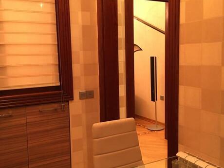 Kirayə 1 otaqlı mənzil, 35 m², Nəriman Nərimanov: 700 ₼/ay 3