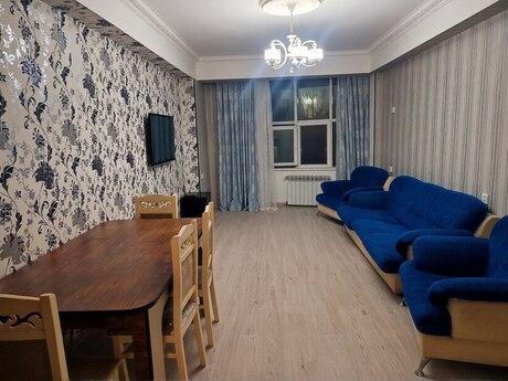 Elan №6147703 - Bakı, Yeni Yasamal q., 4 otaqlı, 111 m², 12/20 mərtəbə