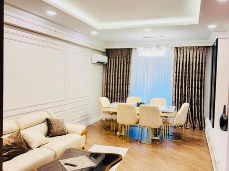 Elan №6147837 - Bakı, Şah İsmayıl Xətai m., 3 otaqlı, 140 m², 11/16 mərtəbə