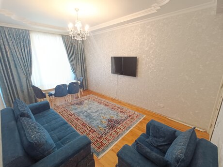 Elan №6147844 - Bakı, Şah İsmayıl Xətai m., 2 otaqlı, 90 m², 2/7 mərtəbə