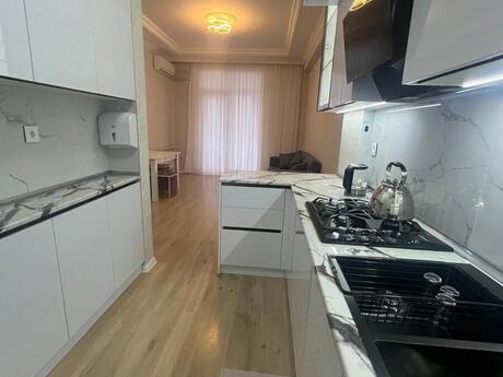 Elan №6147940 - Sumqayıt, Sumqayıt, 2 otaqlı, 75 m², 14/14 mərtəbə