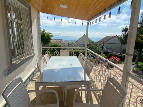 5 otaqlı həyət evi/bağ evi - Badamdar q. - 152 m²