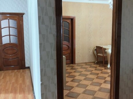 м. Нефтчиляр