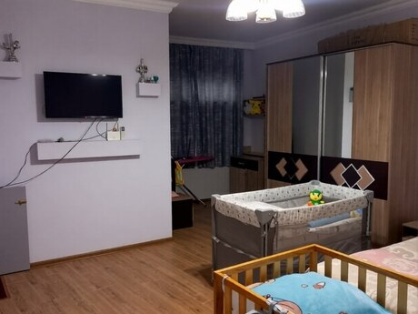Объявление №6148177 - Баку, Ясамальский р., 3-комн., 80 м², 1/1 этаж