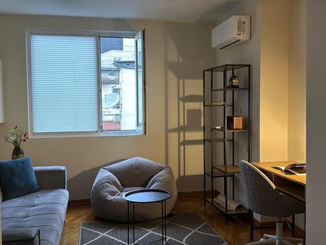 Elan №6148252 - Bakı, 28 May m., 3 otaqlı, 100 m², 4/4 mərtəbə