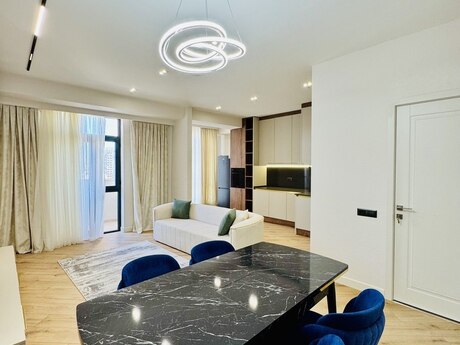 Elan №6148281 - Bakı, Nizami m., 2 otaqlı, 90 m², 14/17 mərtəbə