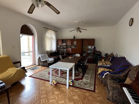 2 otaqlı həyət evi, 37 m², Novxanı: 139 000 ₼ 2