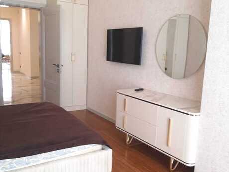 Elan №6148383 - Bakı, Şah İsmayıl Xətai m., 4 otaqlı, 160 m², 16/20 mərtəbə