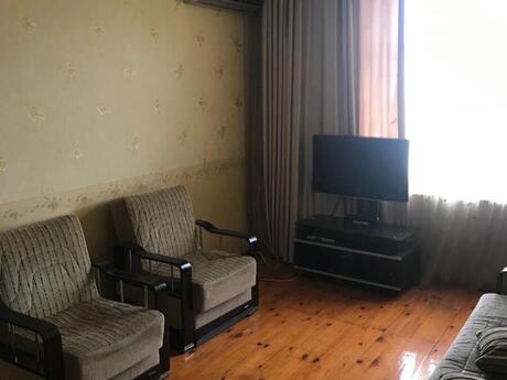 Объявление №6148525 - Баку, м. Халглар Достлугу, 1-комн., 50 м², 4/13 этаж