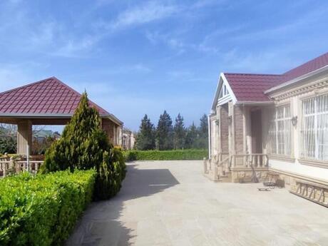 Elan №6148795 - Bakı, Novxanı q., 3 otaqlı, 130 m²
