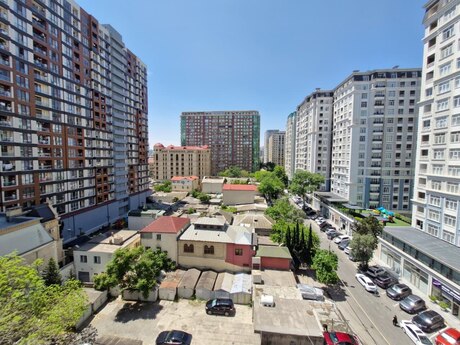 Elan №6148838 - Bakı, Gənclik m., 3 otaqlı, 65 m², 8/9 mərtəbə