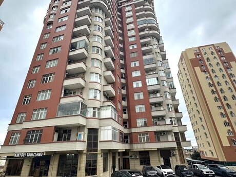 Elmlər Akademiyası m.
