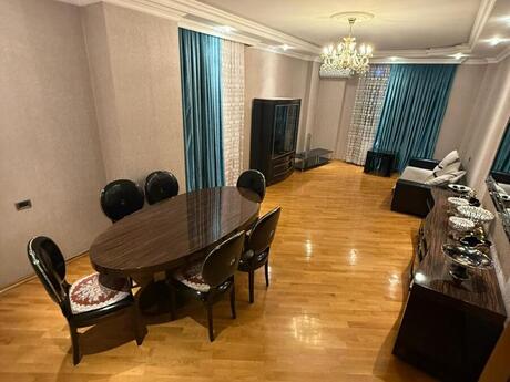 Объявление №6148919 - Баку, пос. Аг шехер, 3-комн., 140 м², 4/14 этаж