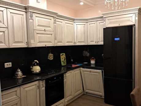 Elan №6148964 - Bakı, 8 Noyabr m., 3 otaqlı, 147 m², 24/27 mərtəbə