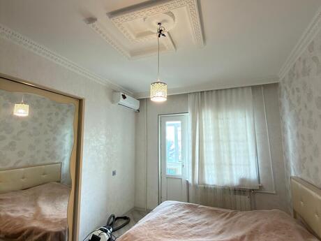 Əhmədlidə 2 otaqlı köhnə tikili mənzil satılır, 63 m², 184 000 AZN, şəkil 2 / 7